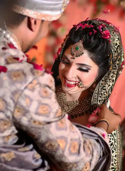 Free Matrimony for Women: How Parnerkars Reshimgathi Works